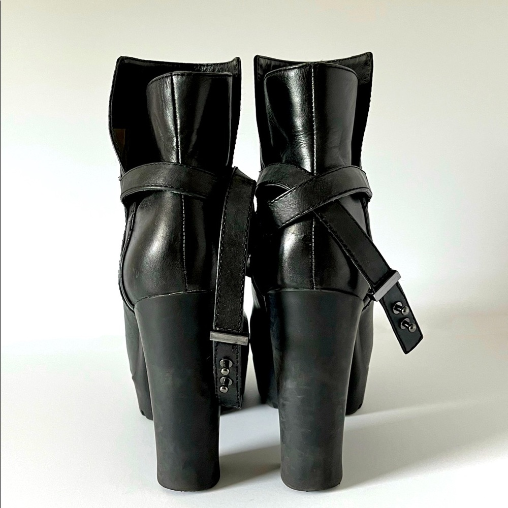 Pour la Victoire Emme Leather Tread-Sole Boots